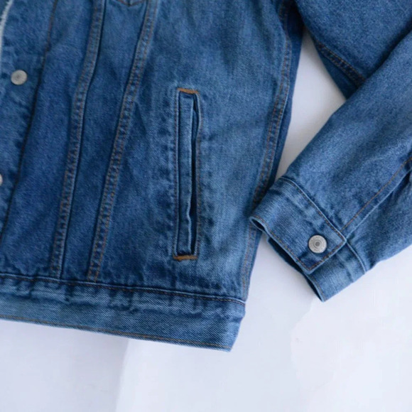 GAP  Denim Gap for Good Teddy Bear Jean Jacket - Medium - Picture 6 of 12